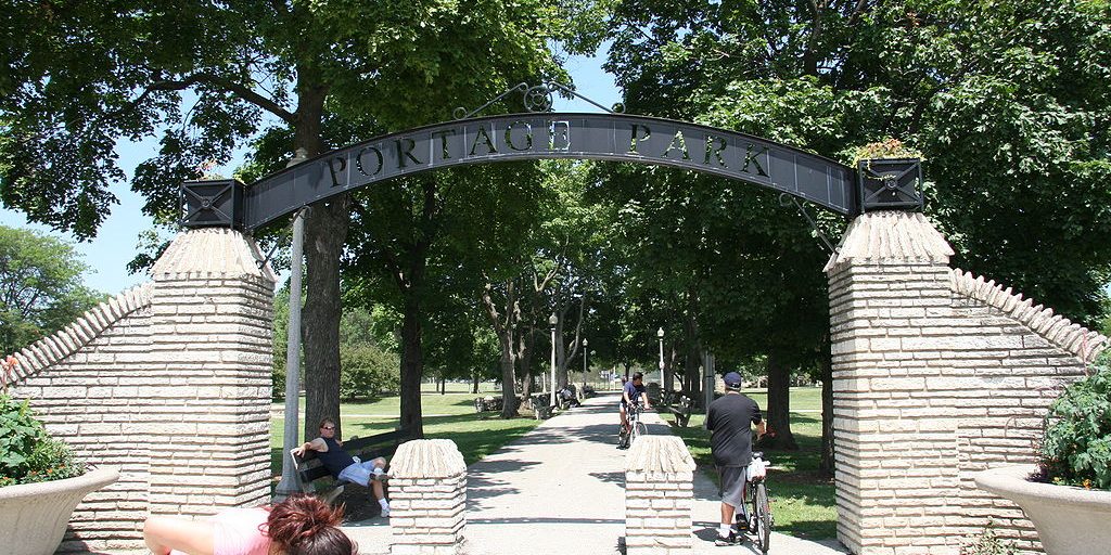 Portage Park Parking