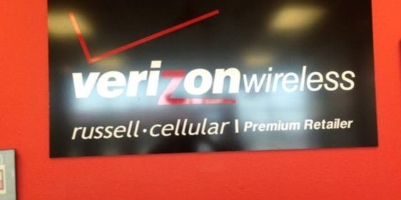 Russell Cellular Verizon Chicago